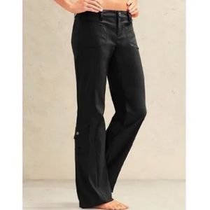 Athleta black cargo pants